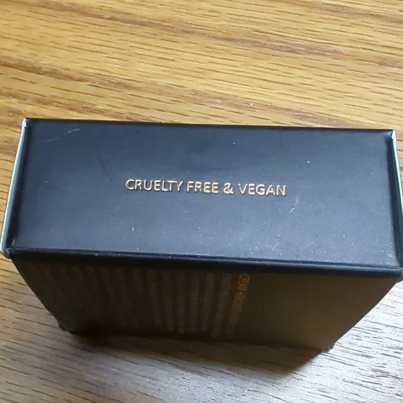 Laritzy Cream Highlighter - Picture 6 of 8